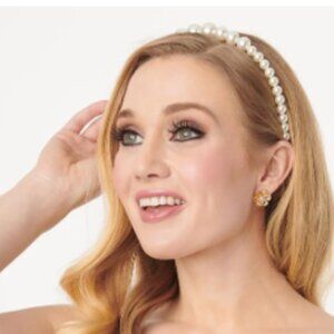 Faux pearl headband